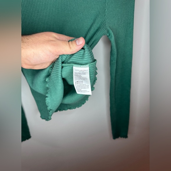 NWT SM American Eagle Green Ribbed Long Sleeve Turtle Neck Shirt - Picture 6 of 10